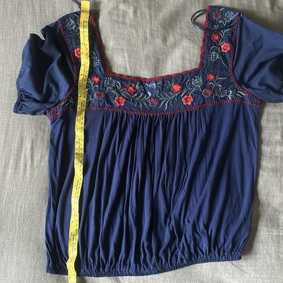 Lucky brand Embroidered boho cobalt blue top - Picture 4 of 4